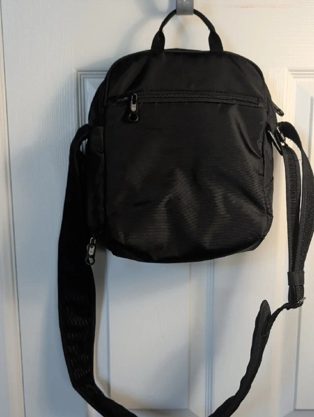 Travelon Black Crossbody Messenger Sling Bag